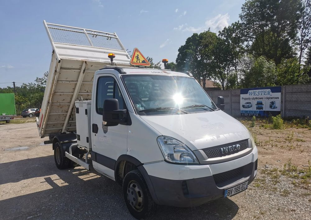 Iveco Daily 35C11 Kiper wywrotka Hak Bliźniak sprowadzony - Dodávka sklápěč: obrázek 1 Iveco Daily 35C11 Kiper wywrotka Hak Bliźniak sprowadzony - Dodávka sklápěč: obrázek 1