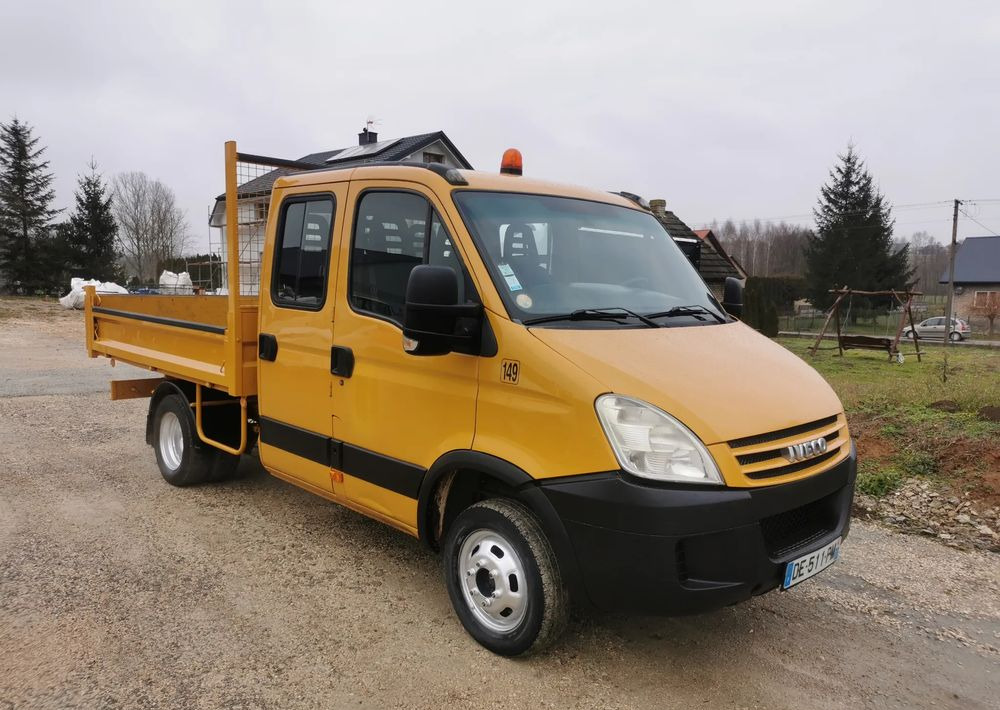 Iveco Daily 35C12 Brygadówka wywrotka Dubel hak kiper doka 35C13 - Dodávka sklápěč: obrázek 1 Iveco Daily 35C12 Brygadówka wywrotka Dubel hak kiper doka 35C13 - Dodávka sklápěč: obrázek 1