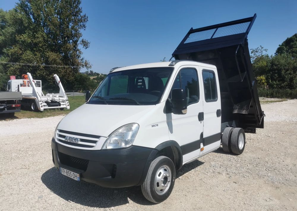 Iveco Daily 35C12 Brygadówka wywrotka Dubel hak kiper doka 35C13 - Dodávka sklápěč: obrázek 1 Iveco Daily 35C12 Brygadówka wywrotka Dubel hak kiper doka 35C13 - Dodávka sklápěč: obrázek 1