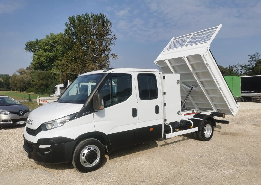 Iveco Daily 35C13 Brygadówka Klima 35-130 wywrotka kiper doka Dubel - Dodávka sklápěč: obrázek 2 Iveco Daily 35C13 Brygadówka Klima 35-130 wywrotka kiper doka Dubel - Dodávka sklápěč: obrázek 2