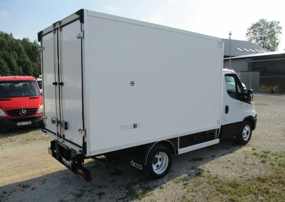 Iveco Daily 35C13 chłodnia Mroźnia na bliźniaku 35-130 Thermo King agregat - Chladící dodávka: obrázek 4 Iveco Daily 35C13 chłodnia Mroźnia na bliźniaku 35-130 Thermo King agregat - Chladící dodávka: obrázek 4