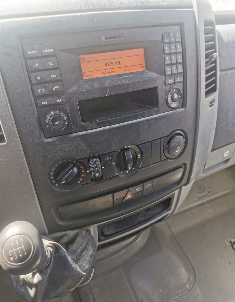 Mercedes-Benz Sprinter 514 kiper Wywrotka blizniak 2.2CDI - 140KM skrzynka sprowadzony leasing Mercedes-Benz Sprinter 514 kiper Wywrotka blizniak 2.2CDI - 140KM skrzynka sprowadzony: obrázek 10