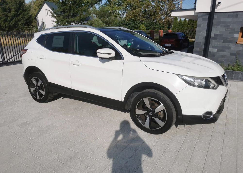 Nissan Qashqai 1.2 DIG-T N-Connecta EU6 - SUV: obrázek 3 Nissan Qashqai 1.2 DIG-T N-Connecta EU6 - SUV: obrázek 3
