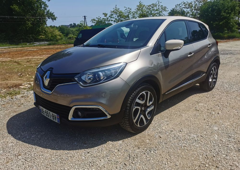 SUV Renault Captur 0.9 Energy TCe Intens: obrázek 8