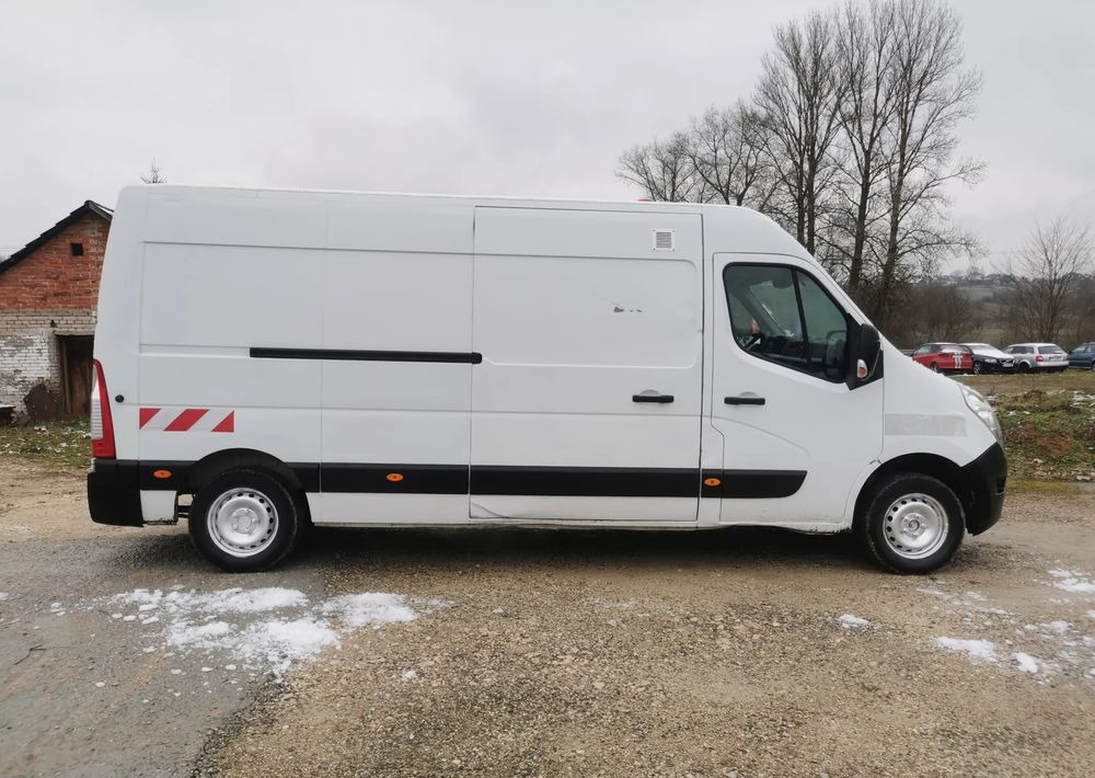 Renault Master 2.3dCi długi L3H2 Klimatyzacja 6-biegów - Furgon: obrázek 3 Renault Master 2.3dCi długi L3H2 Klimatyzacja 6-biegów - Furgon: obrázek 3