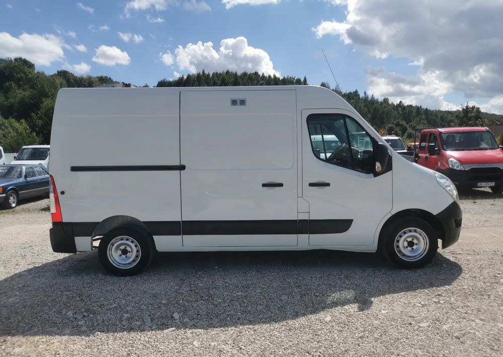 Renault Master L2H2 ładny 2.3dCi-135KM 6-biegów Kamera cofania Klimatyzacja - Furgon: obrázek 5 Renault Master L2H2 ładny 2.3dCi-135KM 6-biegów Kamera cofania Klimatyzacja - Furgon: obrázek 5