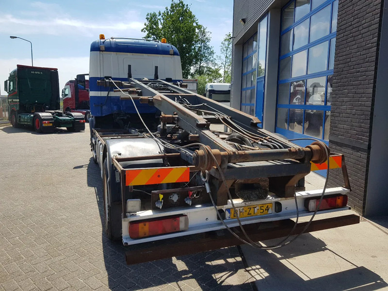 Scania R114-380 Manual Retarder NCH Euro 2 - Nákladní auto - kabelový systém: obrázek 5 Scania R114-380 Manual Retarder NCH Euro 2 - Nákladní auto - kabelový systém: obrázek 5