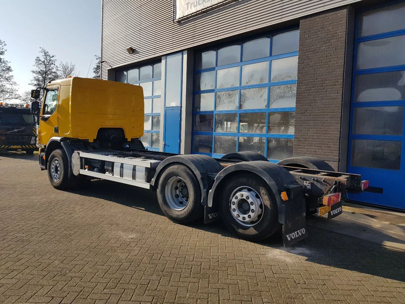 Volvo FE 300 EEV 6X2 Retarder Pto 234.000 KM TÜV - Podvozek s kabinou: obrázek 4 Volvo FE 300 EEV 6X2 Retarder Pto 234.000 KM TÜV - Podvozek s kabinou: obrázek 4