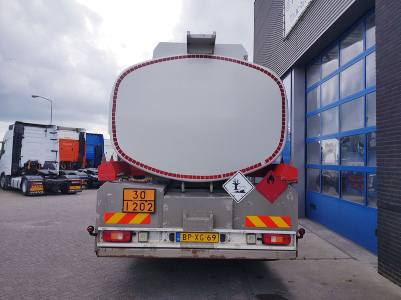 Volvo FM 9.340 Fuel 21.400 Liter 3 Compartments - Cisternové vozidlo: obrázek 5 Volvo FM 9.340 Fuel 21.400 Liter 3 Compartments - Cisternové vozidlo: obrázek 5