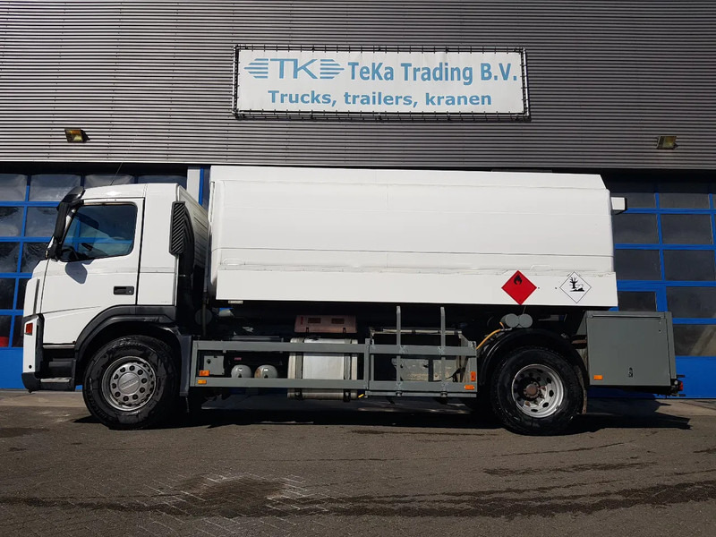 Volvo FM 9.340 Petrol, Diesel 17000 Ltr. 3 Compartementen - Cisternové vozidlo: obrázek 3 Volvo FM 9.340 Petrol, Diesel 17000 Ltr. 3 Compartementen - Cisternové vozidlo: obrázek 3
