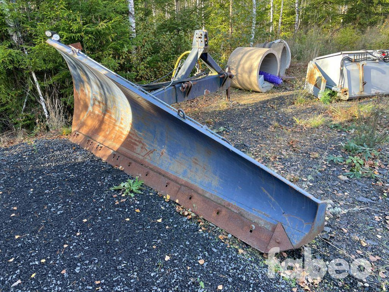 Drivex - Vozidlo pro zimní údržbu: obrázek 1 Drivex - Vozidlo pro zimní údržbu: obrázek 1