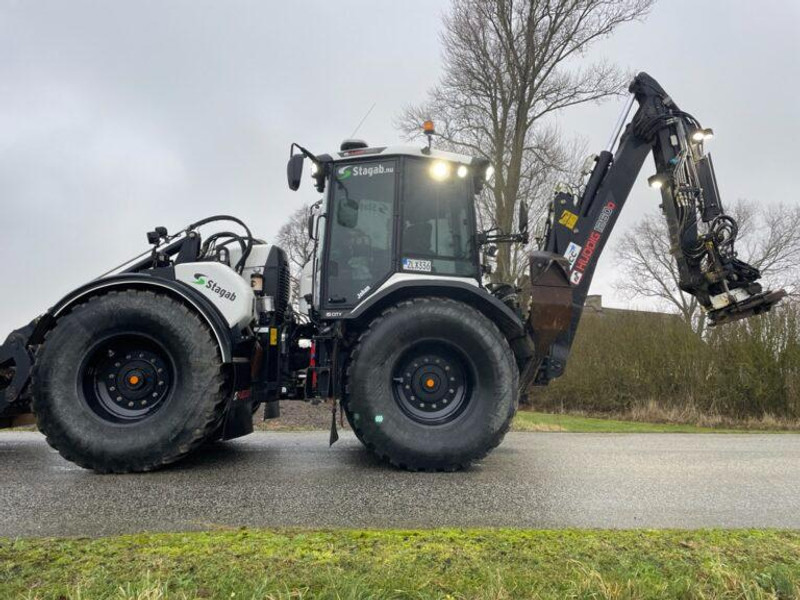 Huddig 1260D 113853 - Rýpadlo-nakladač: obrázek 3 Huddig 1260D 113853 - Rýpadlo-nakladač: obrázek 3