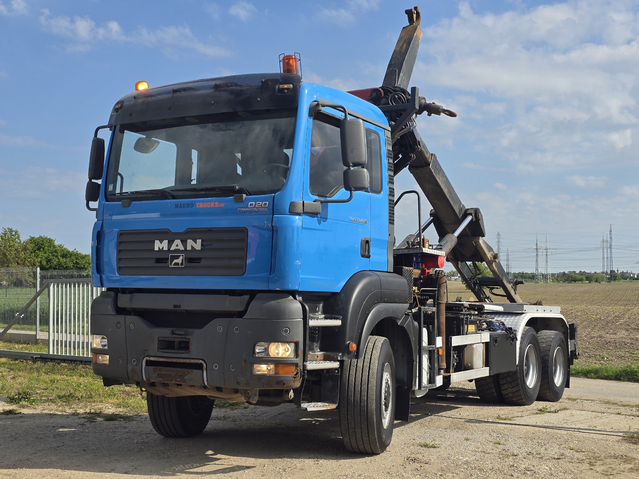 MAN TGA 33.430 6X6 / HMF 1823 K3+REM.CON./ HOOK SYSTEM - Hákový nosič kontejnerů, Auto s hydraulickou rukou: obrázek 5 MAN TGA 33.430 6X6 / HMF 1823 K3+REM.CON./ HOOK SYSTEM - Hákový nosič kontejnerů, Auto s hydraulickou rukou: obrázek 5