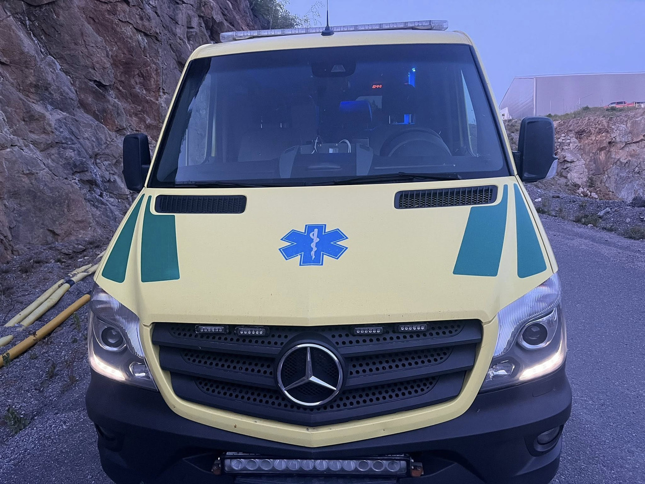 Pohotovostní vůz Mercedes-Benz Sprinter 316 - 2 stretcher AMBULANCE / Krankenwagen / Швидка допомога: obrázek 8