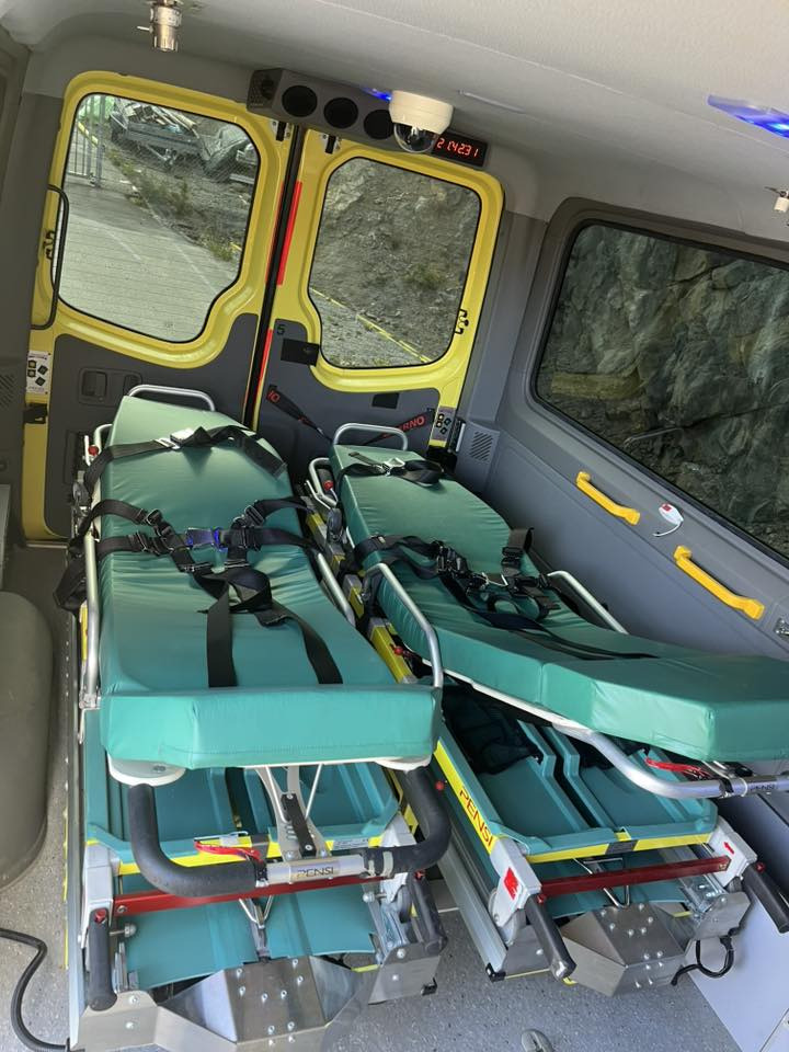 Pohotovostní vůz Mercedes-Benz Sprinter 316 - 2 stretcher AMBULANCE / Krankenwagen / Швидка допомога: obrázek 14