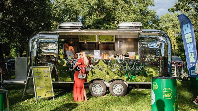 YOWON European standard food trailer with CE certificate - Prodejní přívěs: obrázek 1 YOWON European standard food trailer with CE certificate - Prodejní přívěs: obrázek 1