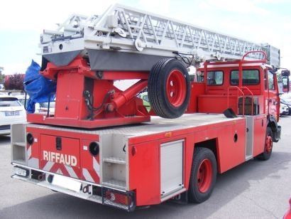Renault Midliner M180 Drehleiter Feuerwehr EPSA23.5 1999 - Autoplošina: obrázek 4 Renault Midliner M180 Drehleiter Feuerwehr EPSA23.5 1999 - Autoplošina: obrázek 4