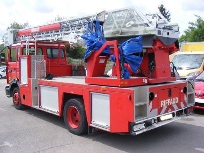Renault Midliner M180 Drehleiter Feuerwehr EPSA23.5 1999 - Autoplošina: obrázek 5 Renault Midliner M180 Drehleiter Feuerwehr EPSA23.5 1999 - Autoplošina: obrázek 5