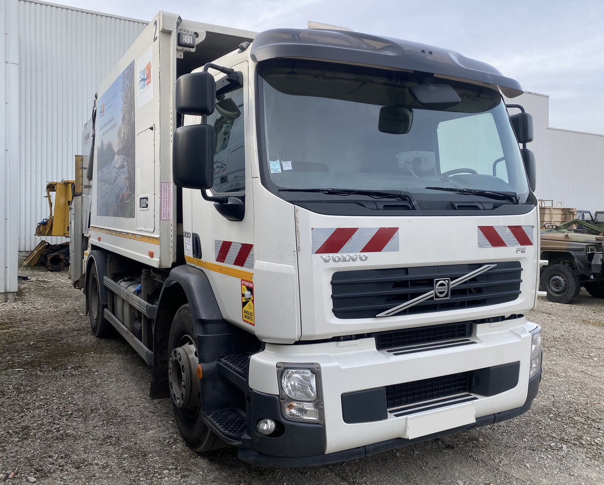 Volvo FE300 FAUN Müllwagen Garbage 2-Kammern Eu5 Top Zustand - Vůz na odvoz odpadků: obrázek 2 Volvo FE300 FAUN Müllwagen Garbage 2-Kammern Eu5 Top Zustand - Vůz na odvoz odpadků: obrázek 2