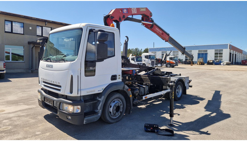 Iveco Eurocargo 120E25 4X2 HMF910 - Hákový nosič kontejnerů, Auto s hydraulickou rukou: obrázek 1 Iveco Eurocargo 120E25 4X2 HMF910 - Hákový nosič kontejnerů, Auto s hydraulickou rukou: obrázek 1