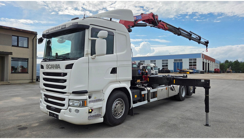 Scania G450 6X2*4 HMF 2120 crane 700 hours - Hákový nosič kontejnerů, Auto s hydraulickou rukou: obrázek 1 Scania G450 6X2*4 HMF 2120 crane 700 hours - Hákový nosič kontejnerů, Auto s hydraulickou rukou: obrázek 1