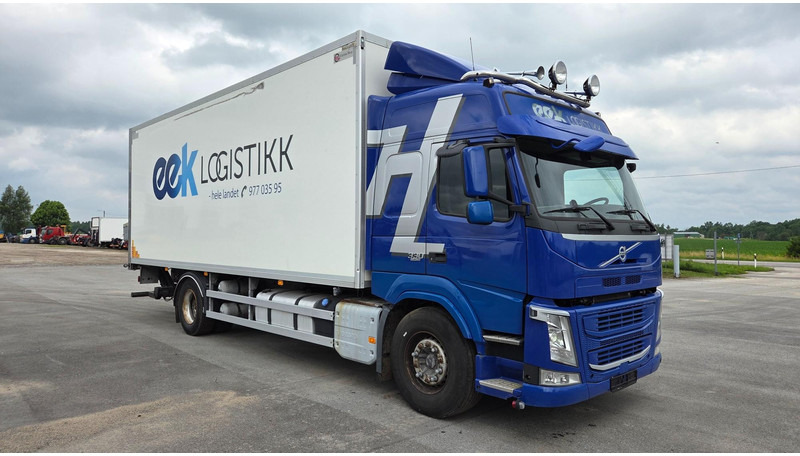 Volvo FM330 4X2 - Skříňový nákladní auto: obrázek 2 Volvo FM330 4X2 - Skříňový nákladní auto: obrázek 2