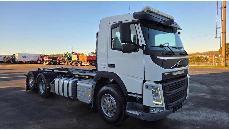 Volvo FM410 6X2*4 - Hákový nosič kontejnerů: obrázek 2 Volvo FM410 6X2*4 - Hákový nosič kontejnerů: obrázek 2