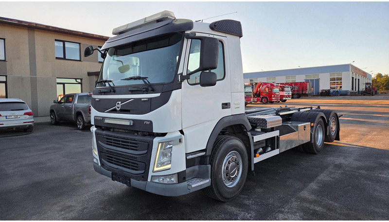 Volvo FM410 6X2*4 - Hákový nosič kontejnerů: obrázek 1 Volvo FM410 6X2*4 - Hákový nosič kontejnerů: obrázek 1