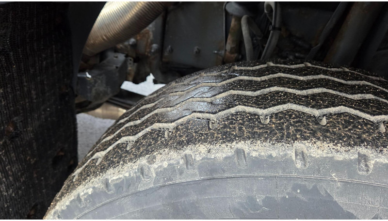 Nákladní auto - kabelový systém Volvo FM420 6X2 manual full steel: obrázek 11 Nákladní auto - kabelový systém Volvo FM420 6X2 manual full steel: obrázek 11