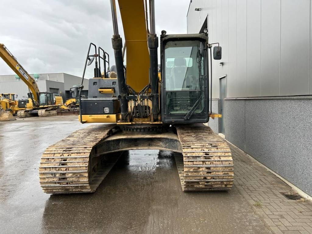 Pásové rýpadlo CAT 329 E LN: obrázek 8