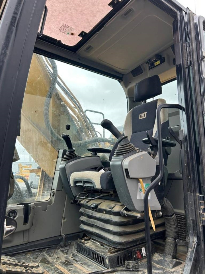 Pásové rýpadlo CAT 329 E LN: obrázek 16