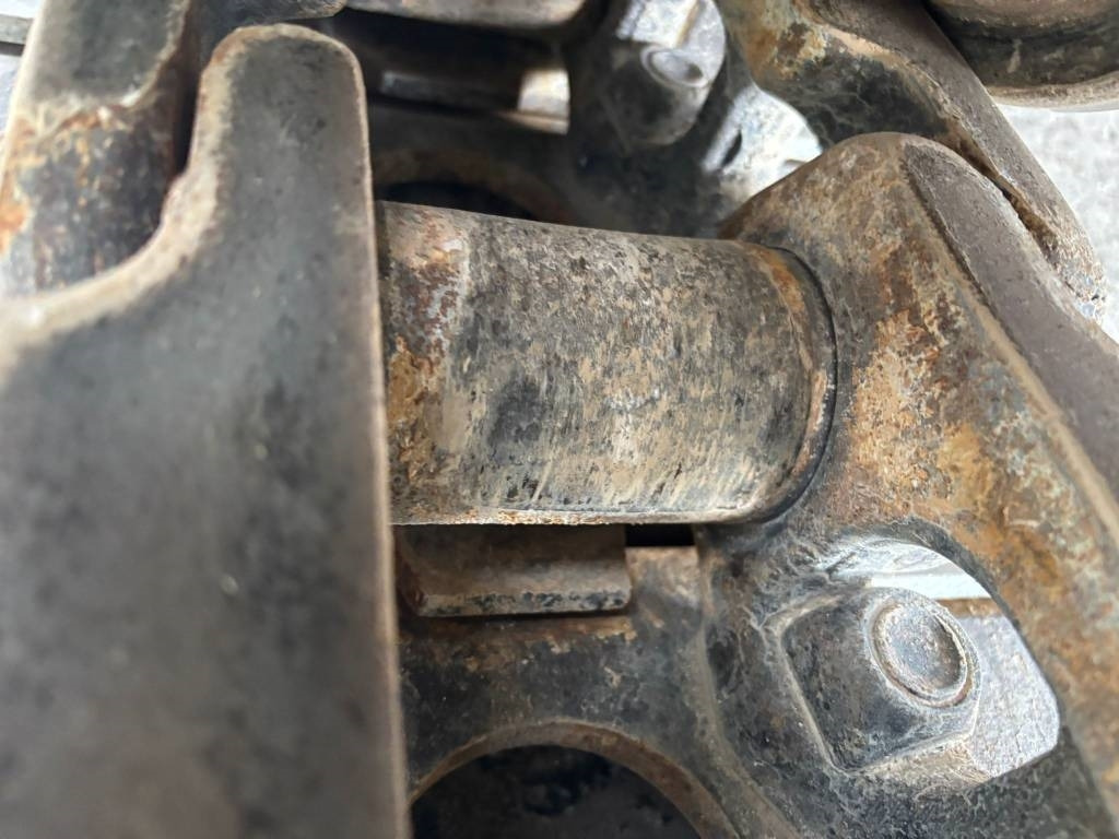 Pásové rýpadlo CAT 336 (New Undercarriage): obrázek 28 Pásové rýpadlo CAT 336 (New Undercarriage): obrázek 28