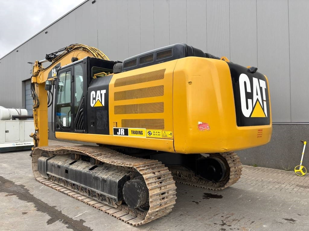 CAT 336F L XE (New Undercarriage) - Pásové rýpadlo: obrázek 3 CAT 336F L XE (New Undercarriage) - Pásové rýpadlo: obrázek 3