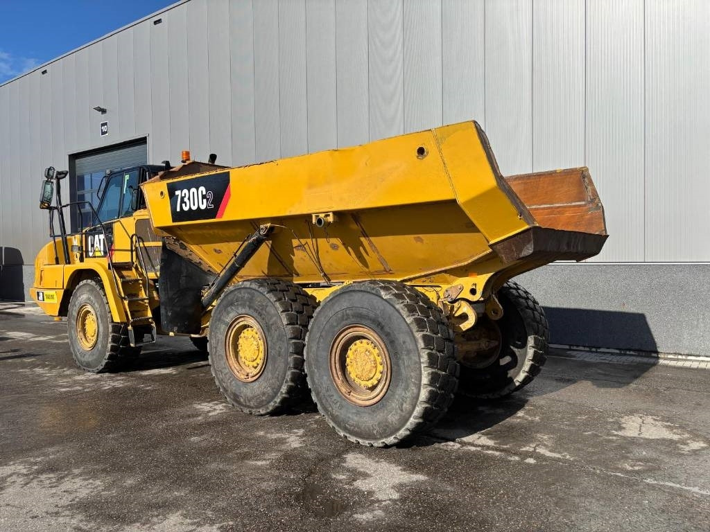 CAT 730 C2 (Tailgate) - Kloubový sklápěč: obrázek 3 CAT 730 C2 (Tailgate) - Kloubový sklápěč: obrázek 3