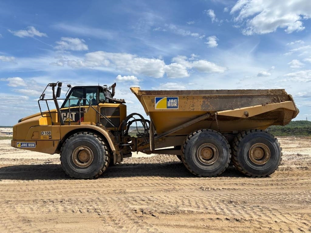CAT 745 C (3 units available) - Kloubový sklápěč: obrázek 2 CAT 745 C (3 units available) - Kloubový sklápěč: obrázek 2