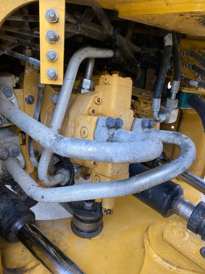 Kolový nakladač CAT 938 M (Bucket + Forks): obrázek 22