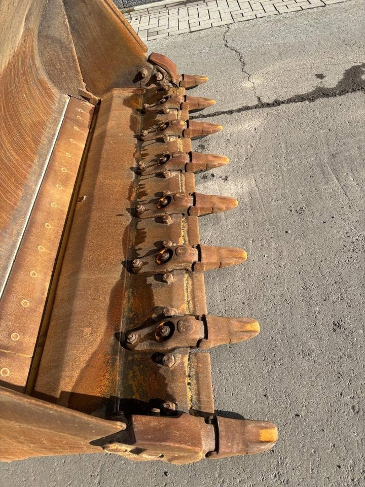 Pásový nakladač CAT 953 D: obrázek 16 Pásový nakladač CAT 953 D: obrázek 16