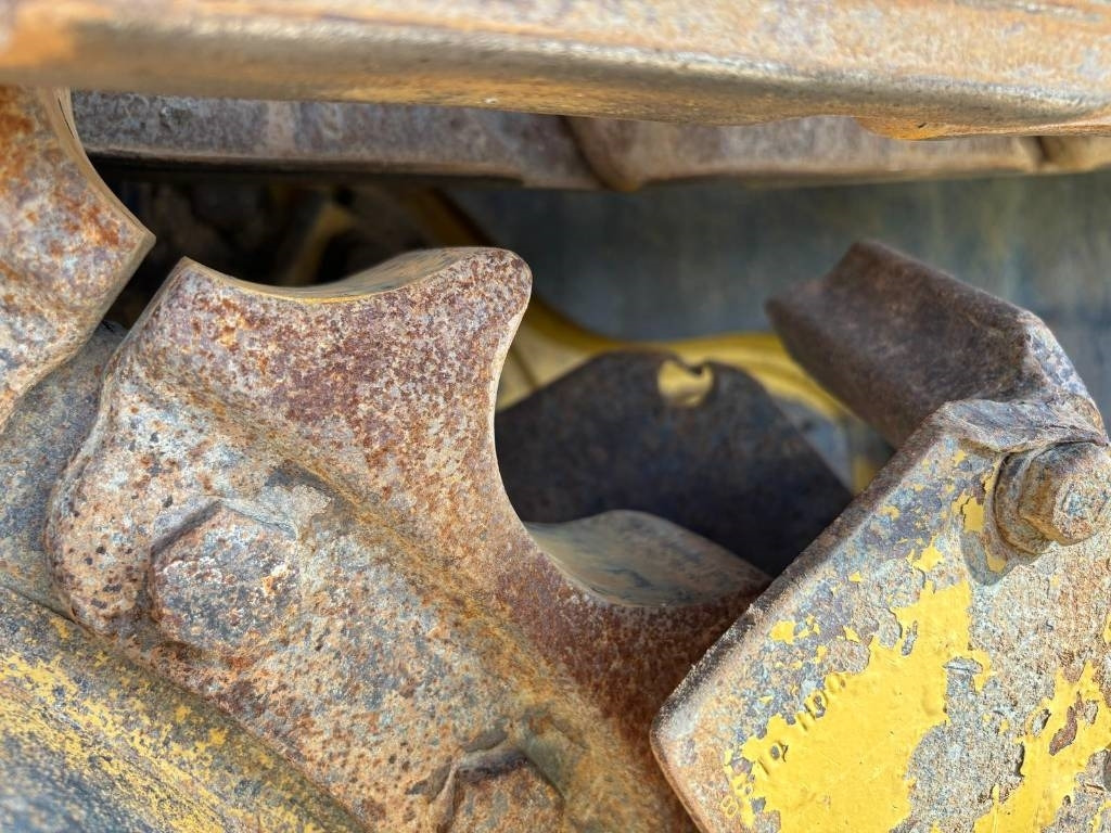 Pásový nakladač CAT 953 D: obrázek 33 Pásový nakladač CAT 953 D: obrázek 33