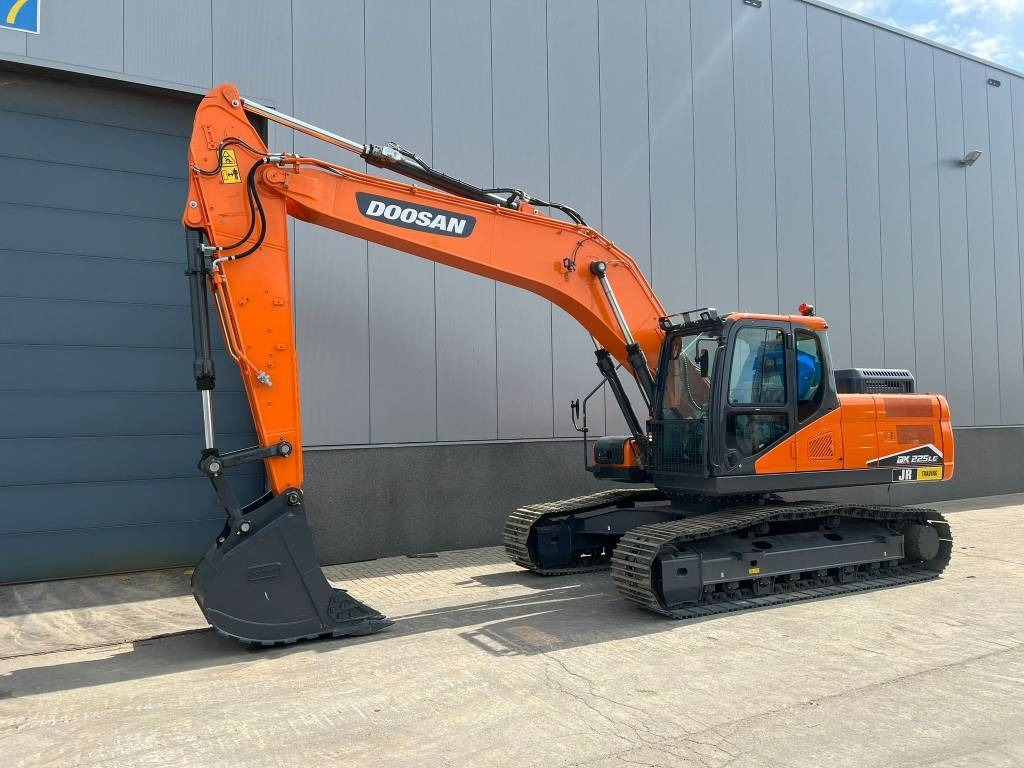 Doosan DX 225 LC-7M - Pásové rýpadlo: obrázek 2 Doosan DX 225 LC-7M - Pásové rýpadlo: obrázek 2