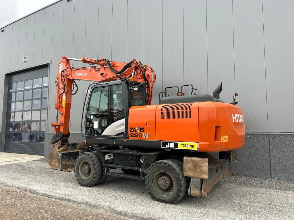 Hitachi ZX220W-5B - Kolesové rýpadlo: obrázek 2 Hitachi ZX220W-5B - Kolesové rýpadlo: obrázek 2