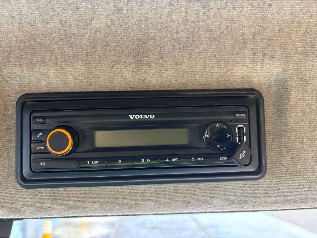 Kloubový sklápěč Volvo A 25 G: obrázek 16 Kloubový sklápěč Volvo A 25 G: obrázek 16