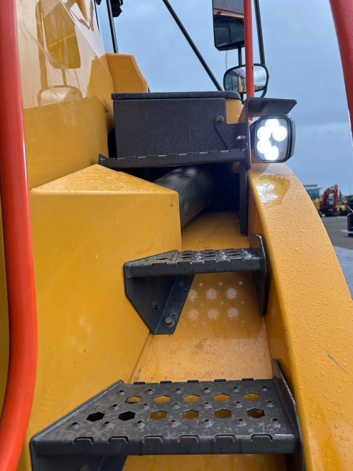 Kloubový sklápěč Volvo A 25 G: obrázek 24 Kloubový sklápěč Volvo A 25 G: obrázek 24