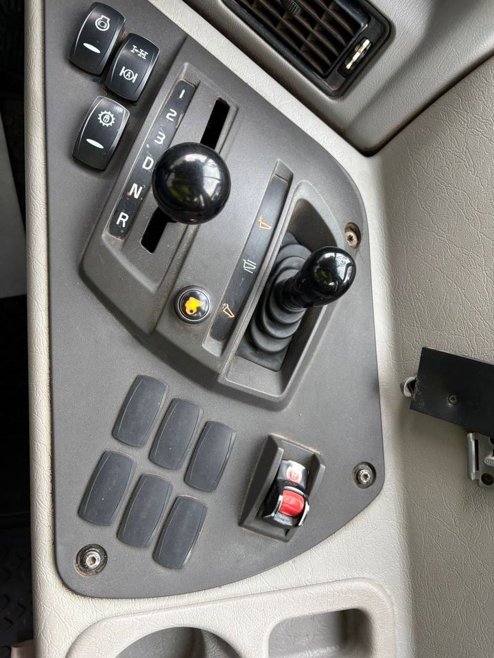 Kloubový sklápěč Volvo A 25 G: obrázek 12 Kloubový sklápěč Volvo A 25 G: obrázek 12