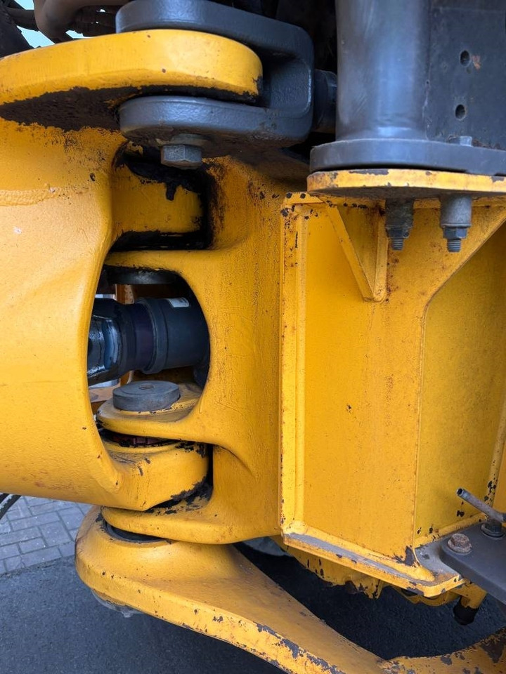 Kloubový sklápěč Volvo A 25 G: obrázek 20 Kloubový sklápěč Volvo A 25 G: obrázek 20