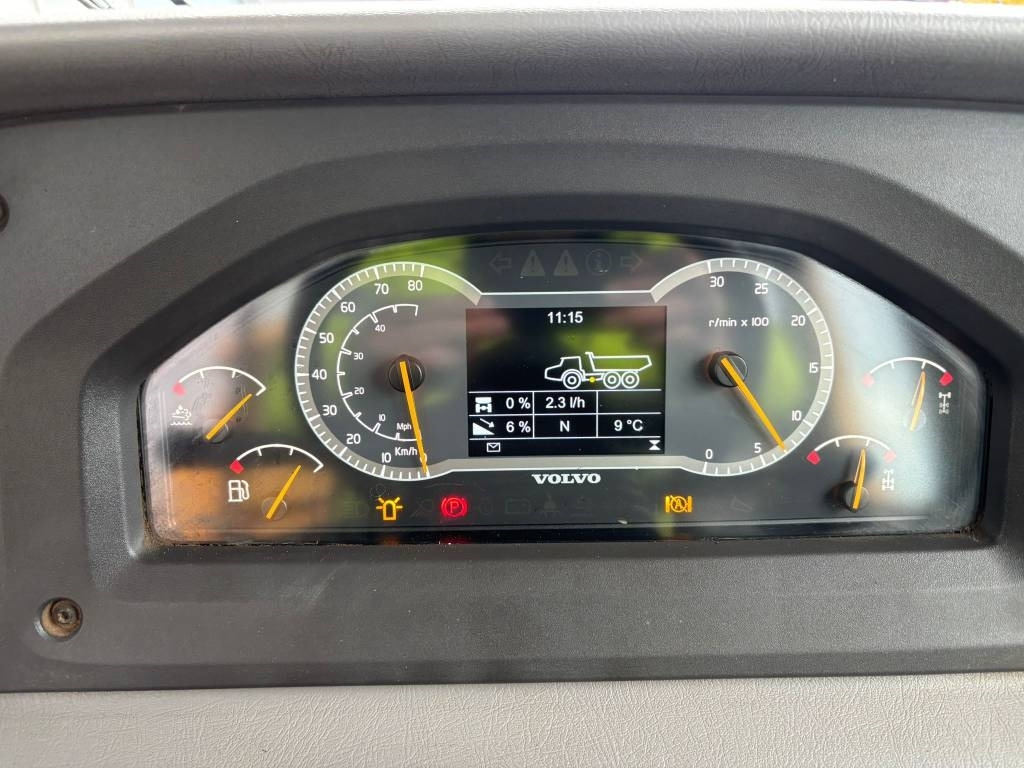 Kloubový sklápěč Volvo A 25 G: obrázek 15 Kloubový sklápěč Volvo A 25 G: obrázek 15