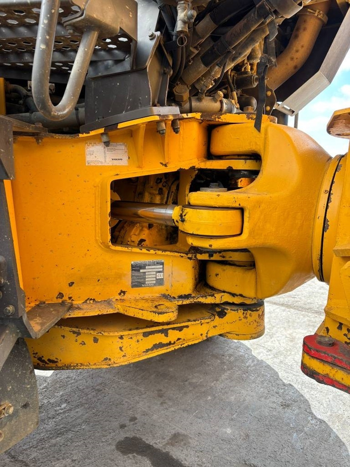 Volvo A 40 F leasing Volvo A 40 F: obrázek 19 Volvo A 40 F leasing Volvo A 40 F: obrázek 19