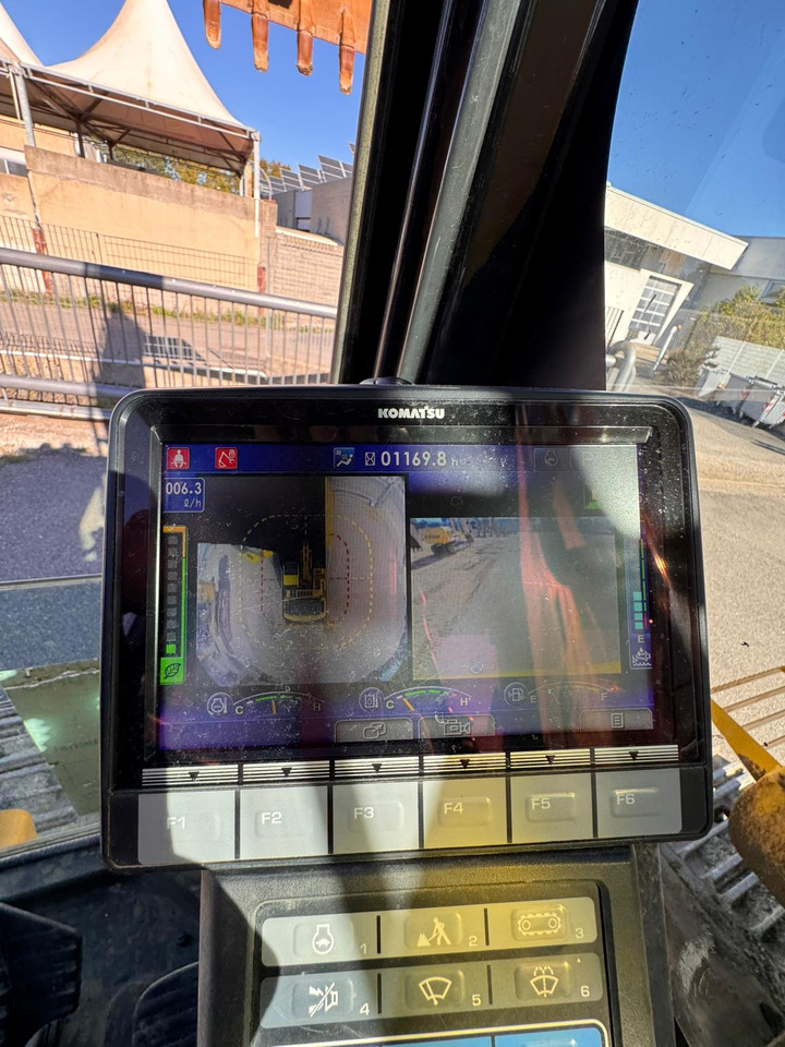 KOMATSU PC210 NLC-11 - Rýpadlo: obrázek 3 KOMATSU PC210 NLC-11 - Rýpadlo: obrázek 3