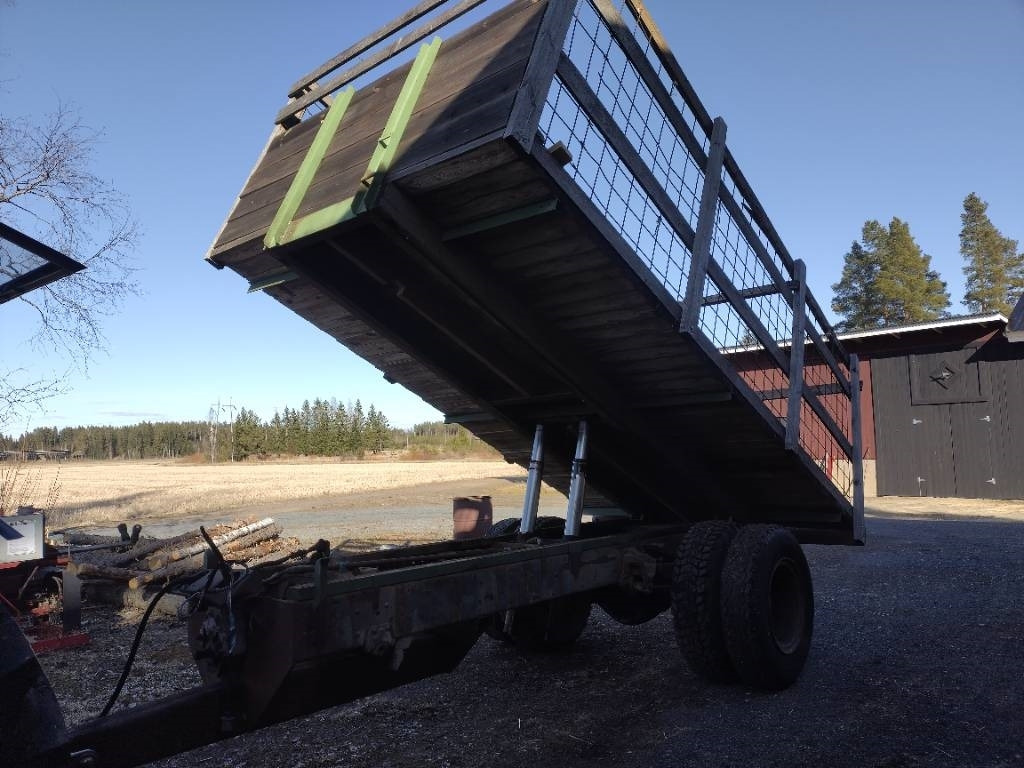 Klapikärry Kippivaunu - Zemědělský sklápěcí přívěs: obrázek 3 Klapikärry Kippivaunu - Zemědělský sklápěcí přívěs: obrázek 3