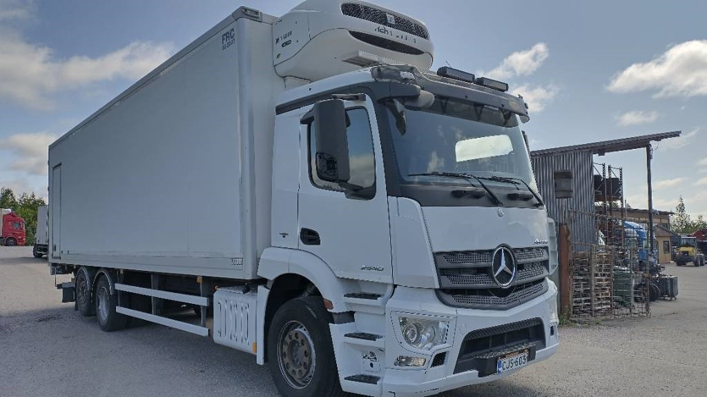 Mercedes-Benz Antos 2540 9,5m kylmäkori,Frc 2027 - Chladírenský nákladní automobil: obrázek 2 Mercedes-Benz Antos 2540 9,5m kylmäkori,Frc 2027 - Chladírenský nákladní automobil: obrázek 2