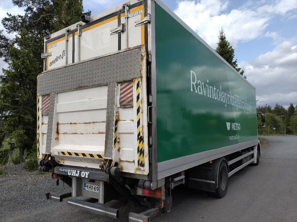 Mercedes-Benz Axor 1829 thermo king kone, 8,35m kori - Chladírenský nákladní automobil: obrázek 3 Mercedes-Benz Axor 1829 thermo king kone, 8,35m kori - Chladírenský nákladní automobil: obrázek 3